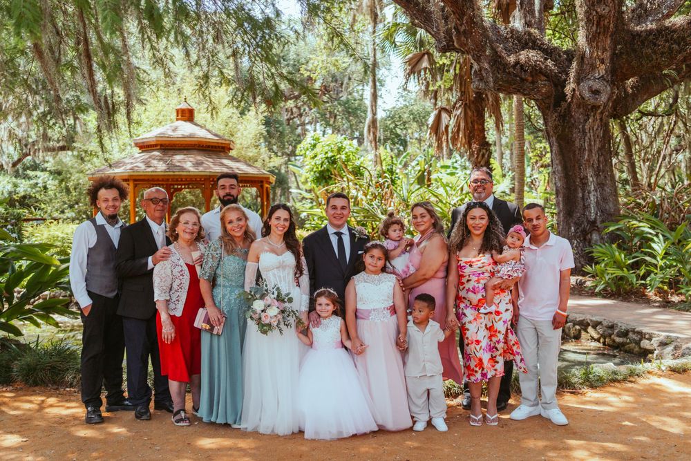 Washington Oaks Gardens State Park Wedding in Palm Coast, Florida. Family wedding photography.