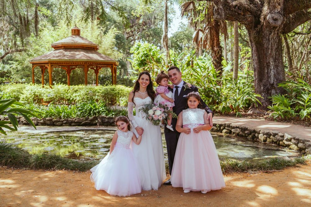 Washington Oaks Gardens State Park Wedding in Palm Coast, Florida. Family wedding photography.