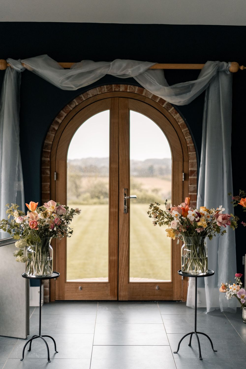 SPRING WEDDING IN NORFOLK AT BARN DRIFT | NORTH NORFOLK DRY HIRE WEDDING VENUE NORFOLK WEDDING PHOTOGRAPHY BY ABI VINCENT PHOTOGRAPHY