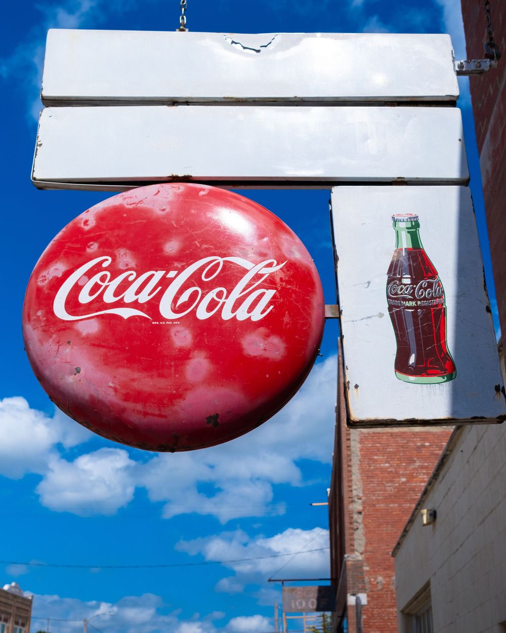 Route 66 and vintage CocaCola sign at Gulf Service Station off Route 66. Sapulpa, OK. June 10, 2026 (David J. Manning)
