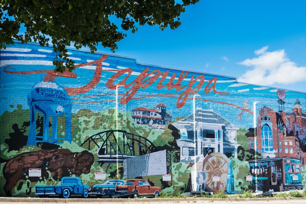 Mural representing Sapulpa painted on a brick wall in downtown Sapulpa, OK. June 10, 2026. (David J. Manning)