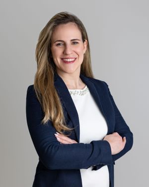 Singapore, corporate headshots, linkedin profile photos, women in business, personal branding singapore, portrait photography, ceo photos