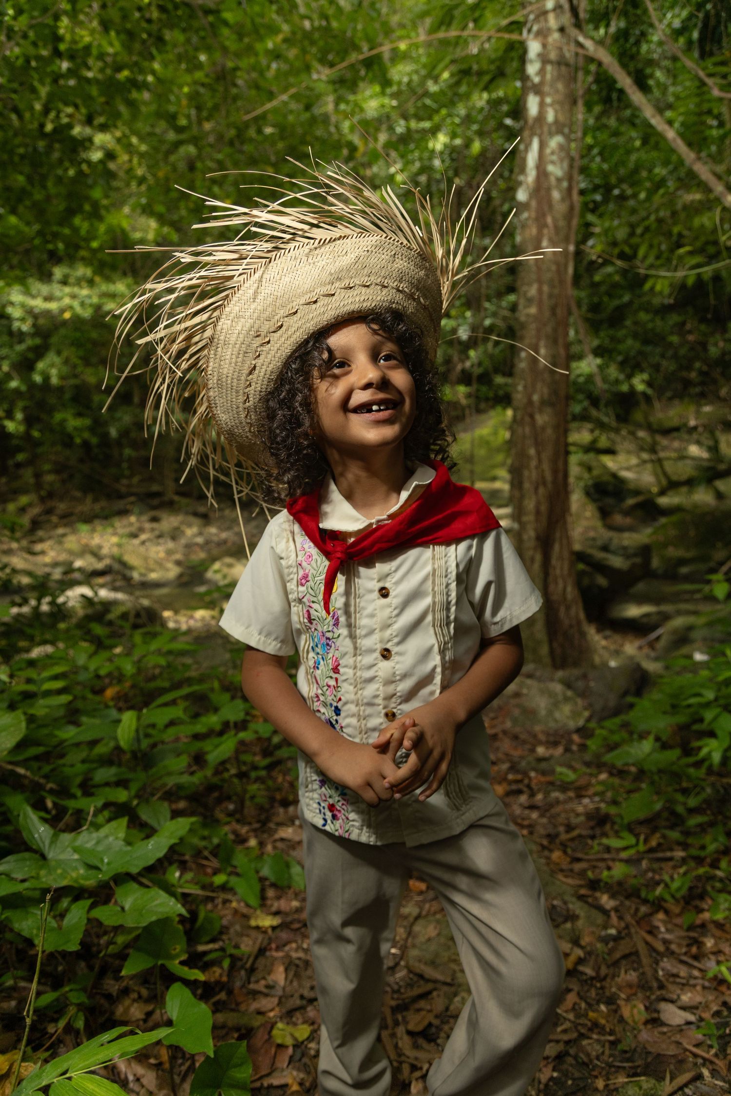 Traditional Puerto Rican jíbaro-themed 6th birthday portrait at Gozalandia, San Sebastián, Puerto Rico.