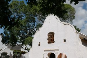 Browse Cape Town and Cape Winelands wedding venues for real weddings and inspiration by Christene de Coning Photography at Babylonstoren.