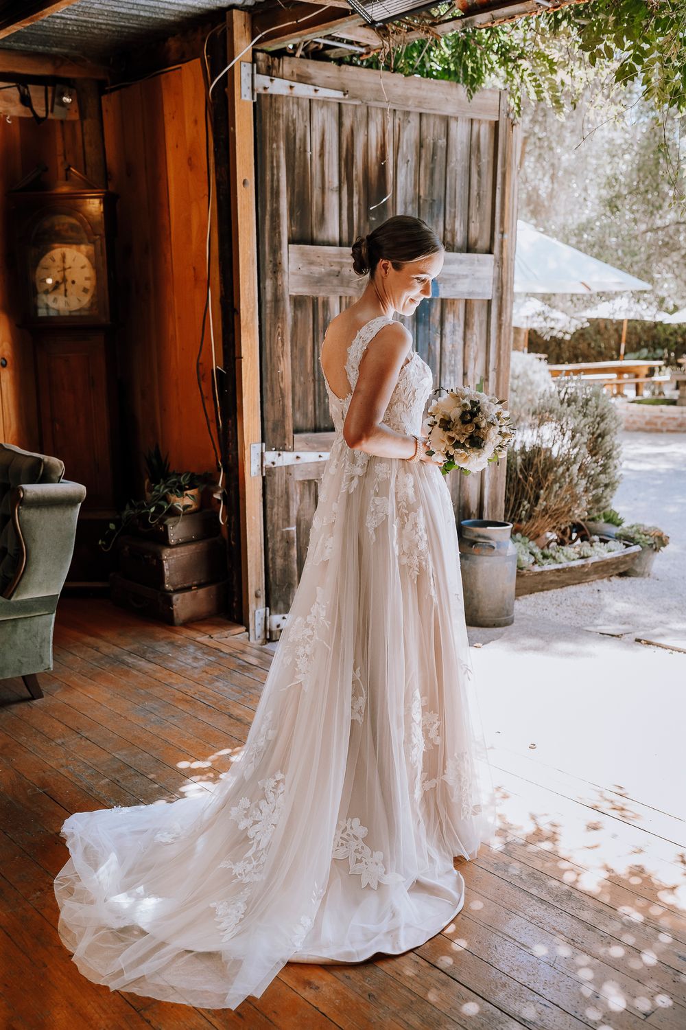 Cossars Wineshed Wedding. Christchurch wedding photographer. Canterbury Wedding, Tai Tapu.