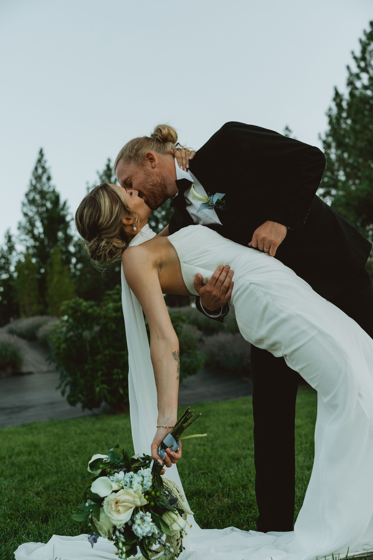 Newlywed portraits at a Lavender Manor wedding in Spokane