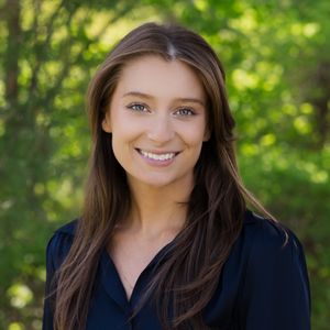 Professional personal branding photography in Ridgefield, Fairfield, Danbury, Wilton, Westport & New Canaan, CT. Perfect for LinkedIn, websi