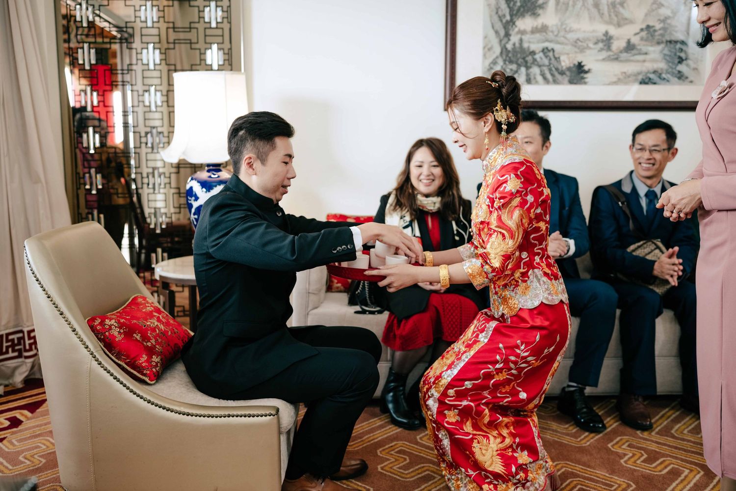 渴望影像｜專業經營的台灣婚禮攝影團隊，服務高雄、台南、台中、台北、新北及全台新人，擅長美式戶外婚禮、證婚儀式與自然時尚婚禮紀實，以明亮自然的光感、細膩構圖與真實情感，完整記錄婚禮準備、儀式與宴會中的每個動人時刻，並提供紐西蘭海外婚禮、海外婚紗與旅拍服務。