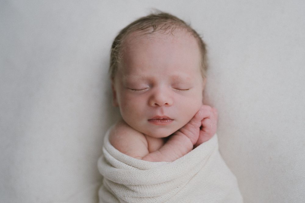 Newborn photos Lugano Ticino