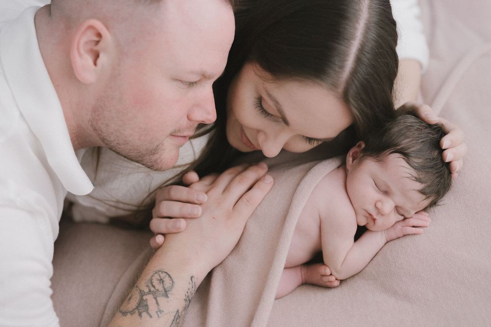 Newborn shoots photography Lugano Ticino