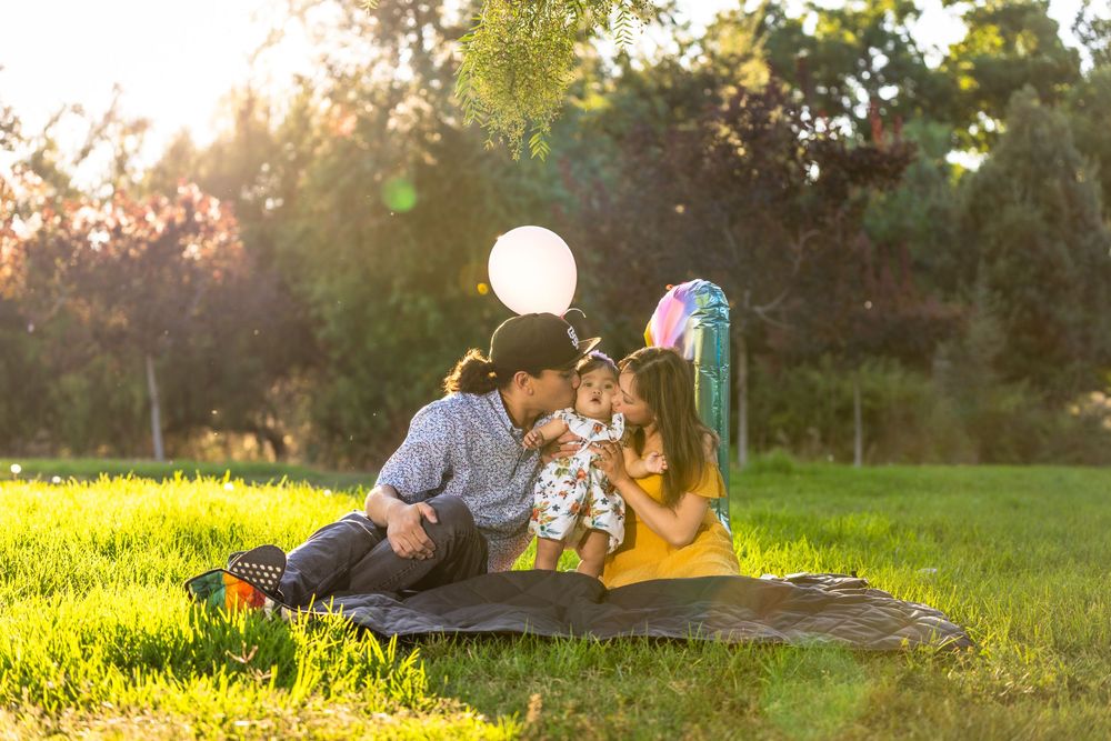 Family Photo Sessions that meet your budget.
www.nestofuentes.com 
Book Today!