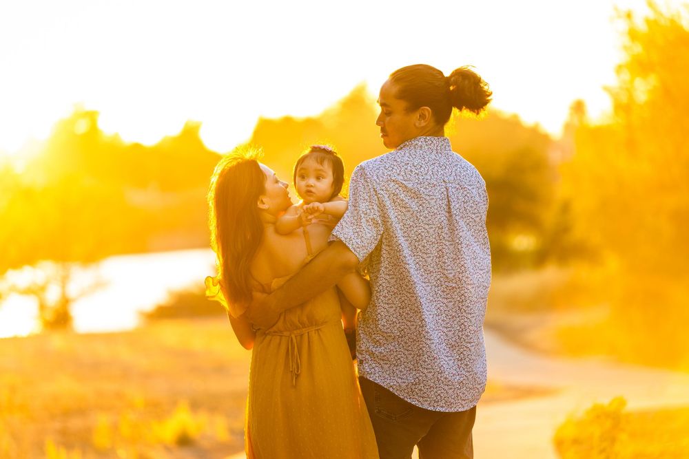 Family Photo Sessions that meet your budget.
www.nestofuentes.com 
Book Today!