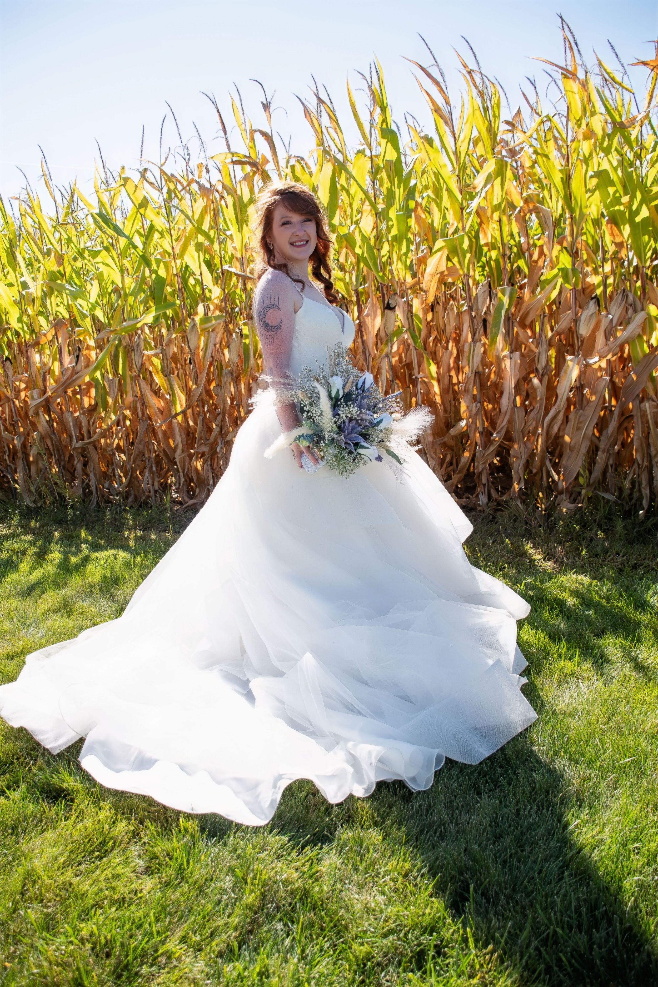 Bride and groom. wedding by corn field