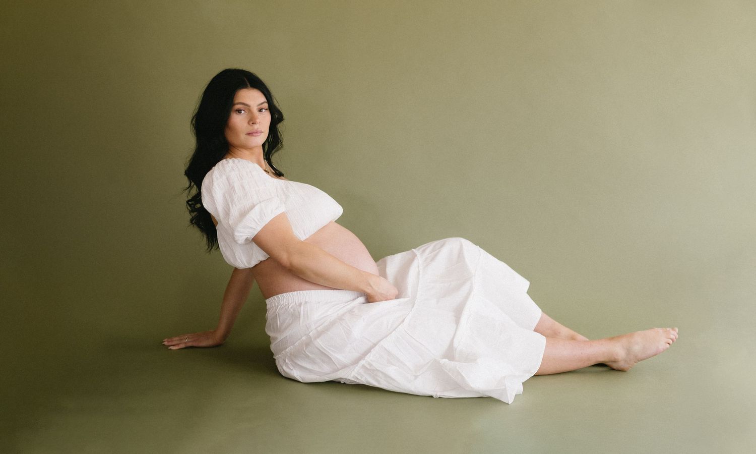 Medicine Hat Maternity and Newborn Photographer.