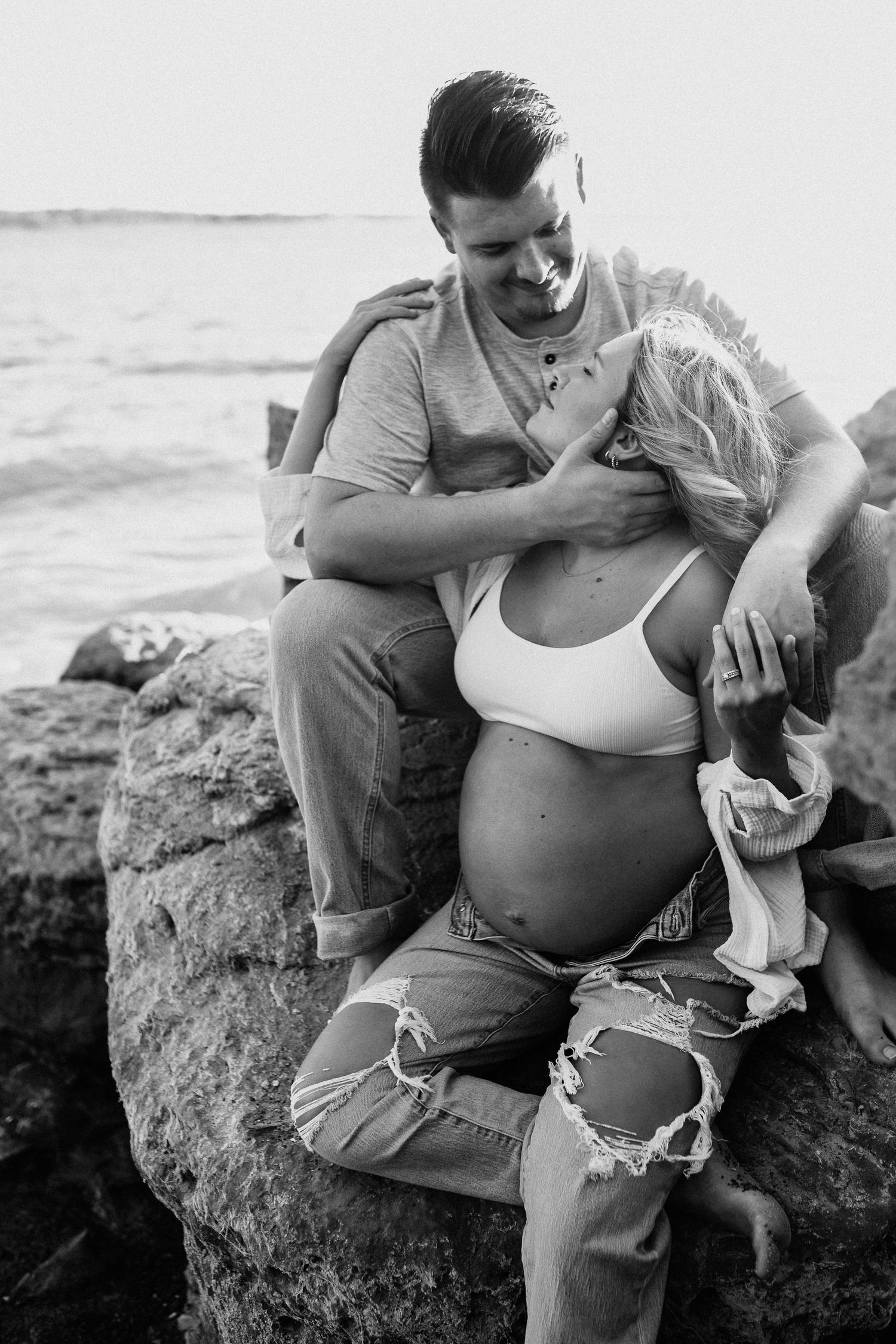 Casual DFW maternity photography with an expecting couple by the lake