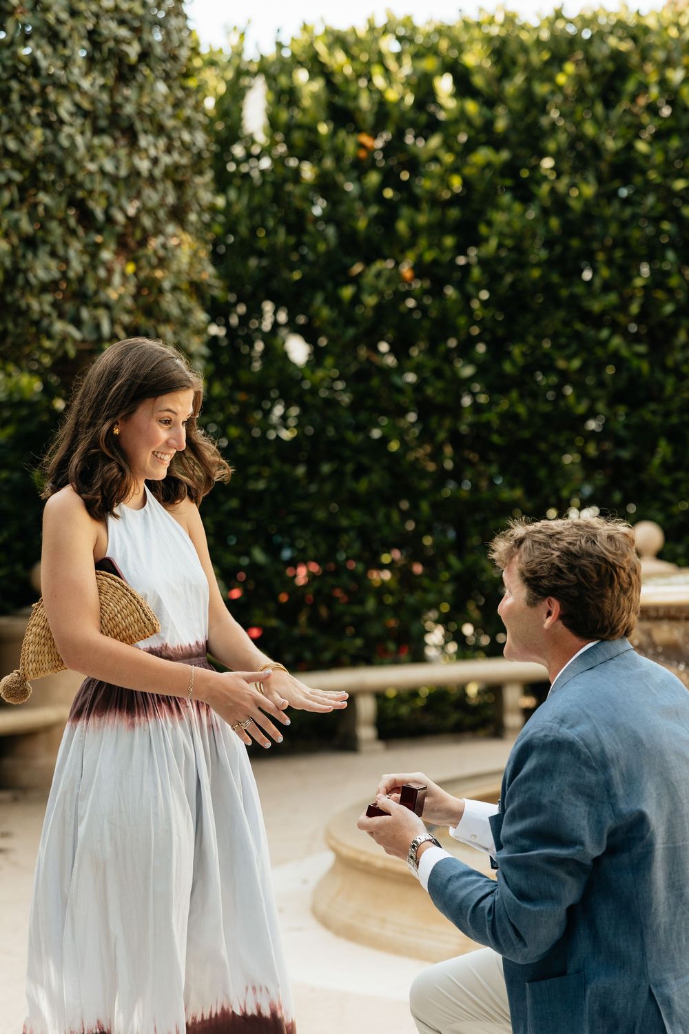 Proposal with greenery in Jacksonville, FL. Jacksonville Proposal Photographer, Jacksonville Engagement Photographer - Lindsay McDow Photo