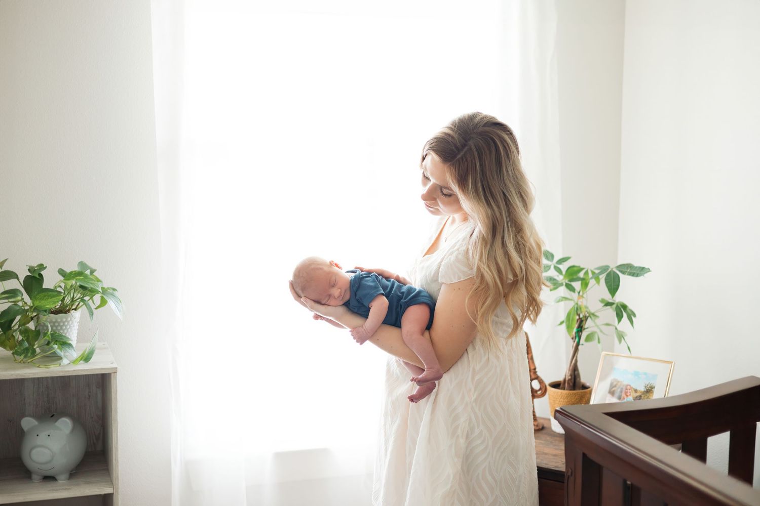 Lifestyle Newborn Photography in home. Ennis TX, Ellis County
