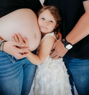 maternity photoshoot in Michigan