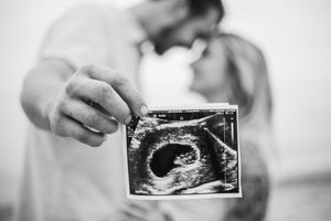 maternity photoshoot in Michigan