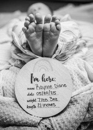 maternity photoshoot in Michigan
