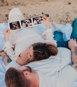 maternity photoshoot in Michigan