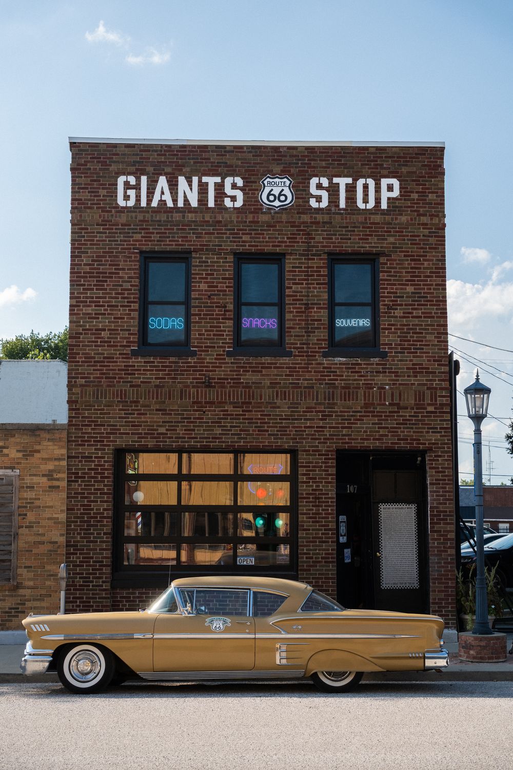 Giants Stop in Atlanta, IL on Route 66. September 3, 2026. Photo: David Manning.