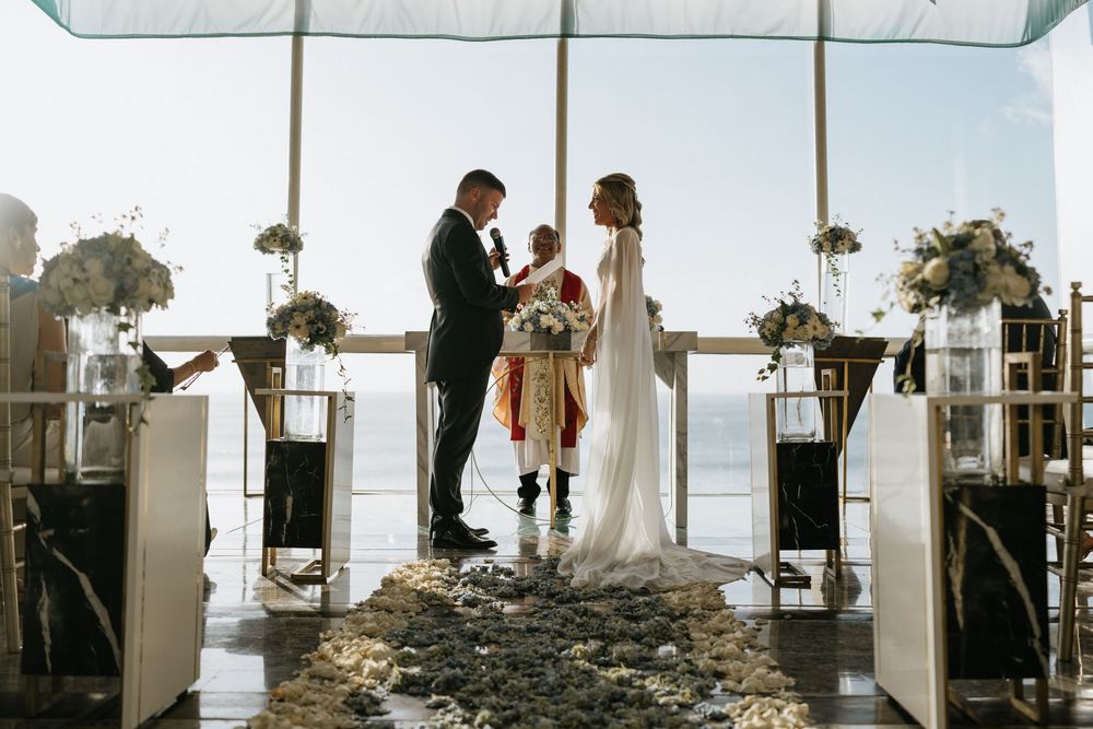 Luxury wedding photography at Anantara Uluwatu Resort