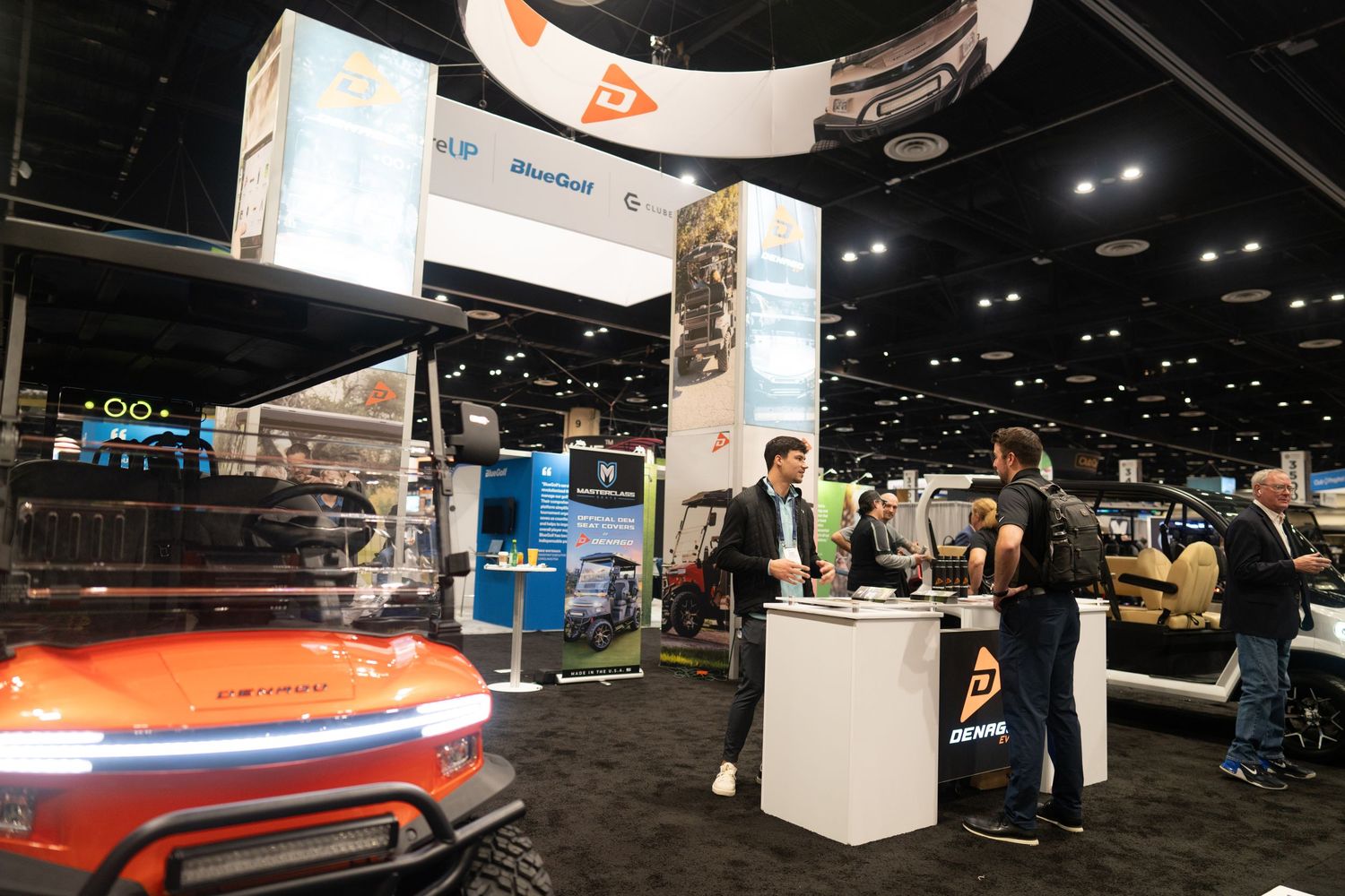 Orlando trade show photographer Ray Alvarez — exhibit hall and vendor booth coverage at large scale convention and trade show