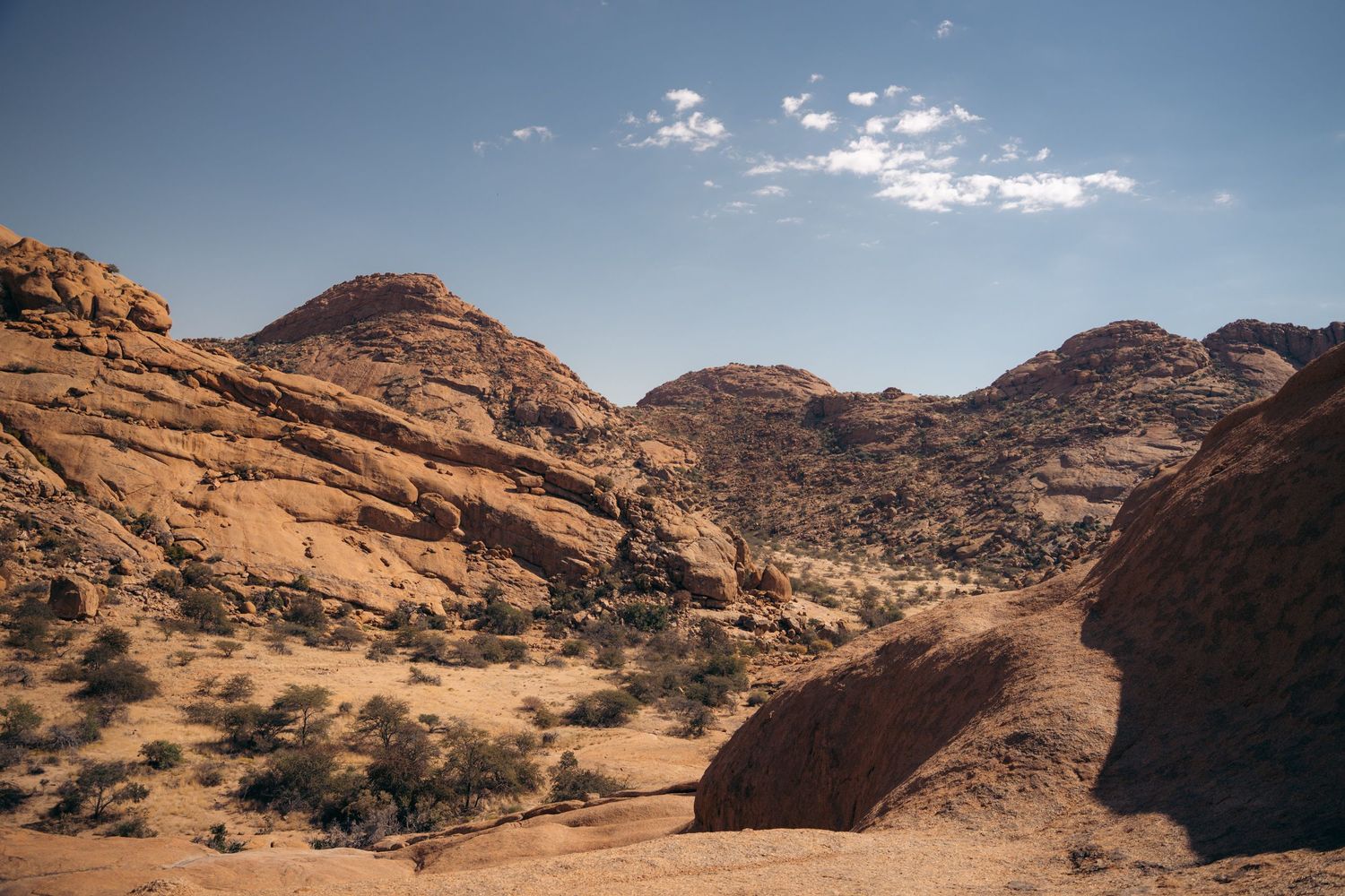 paysage roche granitique spitzkoppe