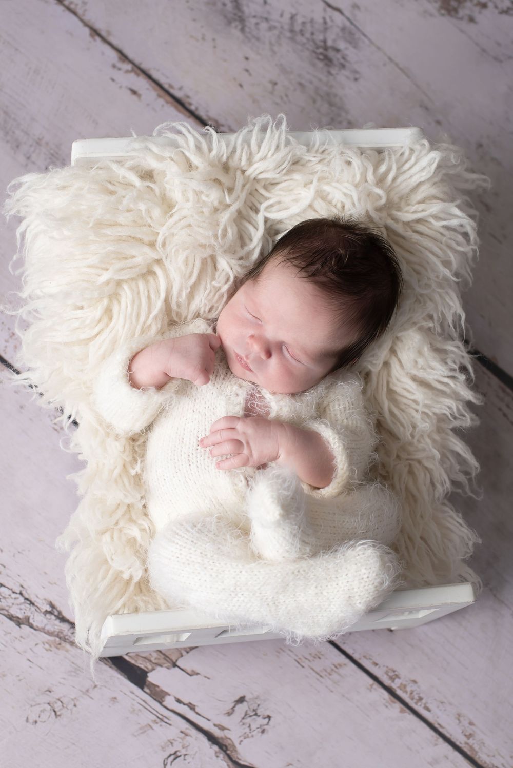 Melbourne Maternity, Newborn, Baby, Cake smash and family photographer located in South Morang Melbourne.
Baby Snapz is run by Melina Barlow