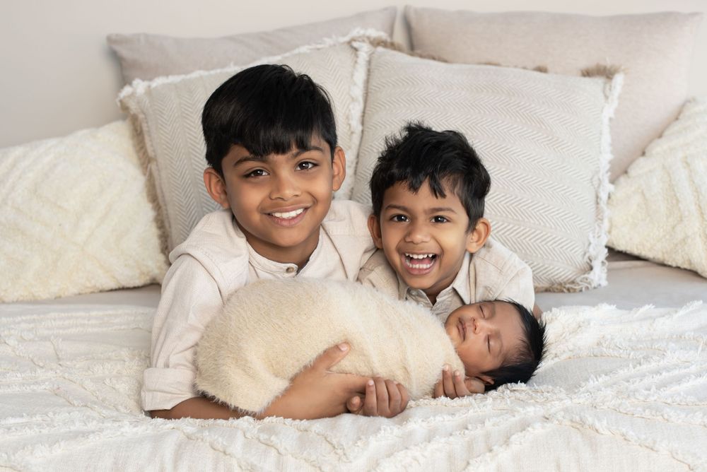 Melbourne Maternity, Newborn, Baby, Cake smash and family photographer located in South Morang Melbourne.
Baby Snapz is run by Melina Barlow