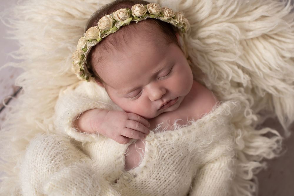 Melbourne Maternity, Newborn, Baby, Cake smash and family photographer located in South Morang Melbourne.
Baby Snapz is run by Melina Barlow