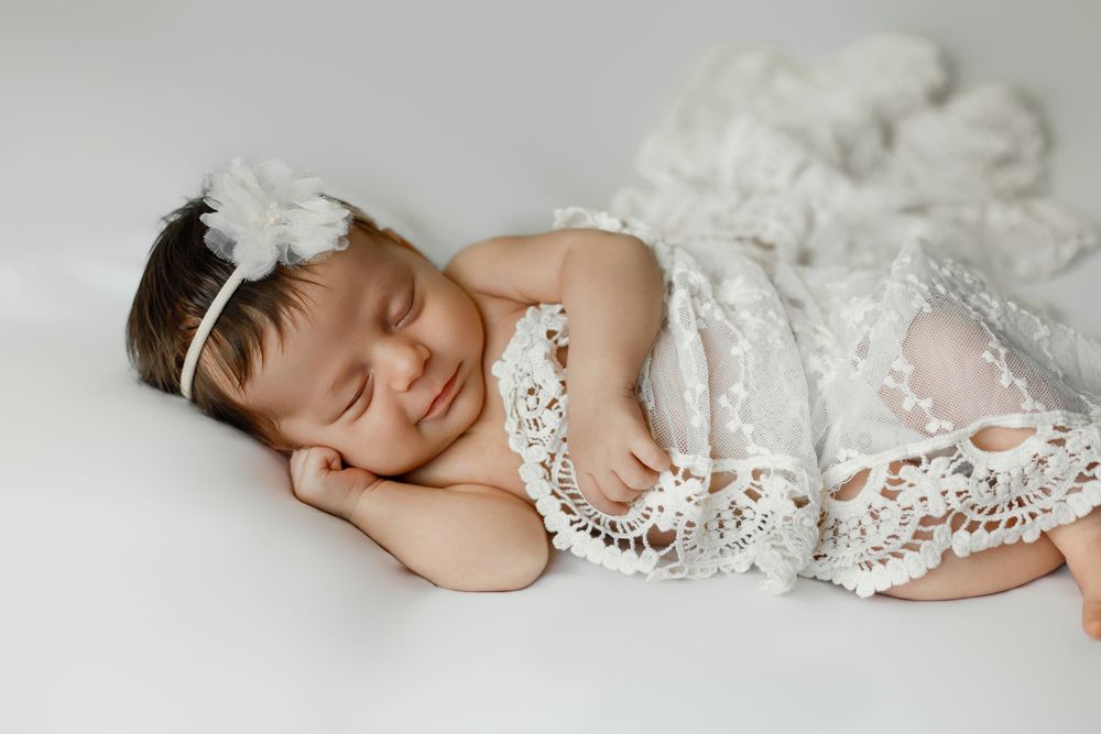 newborn baby photographer children portraits photography williamsburg richmond virginia beach yorktown family portraits maternity