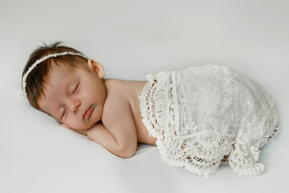newborn baby photographer children portraits photography williamsburg richmond virginia beach yorktown family portraits maternity