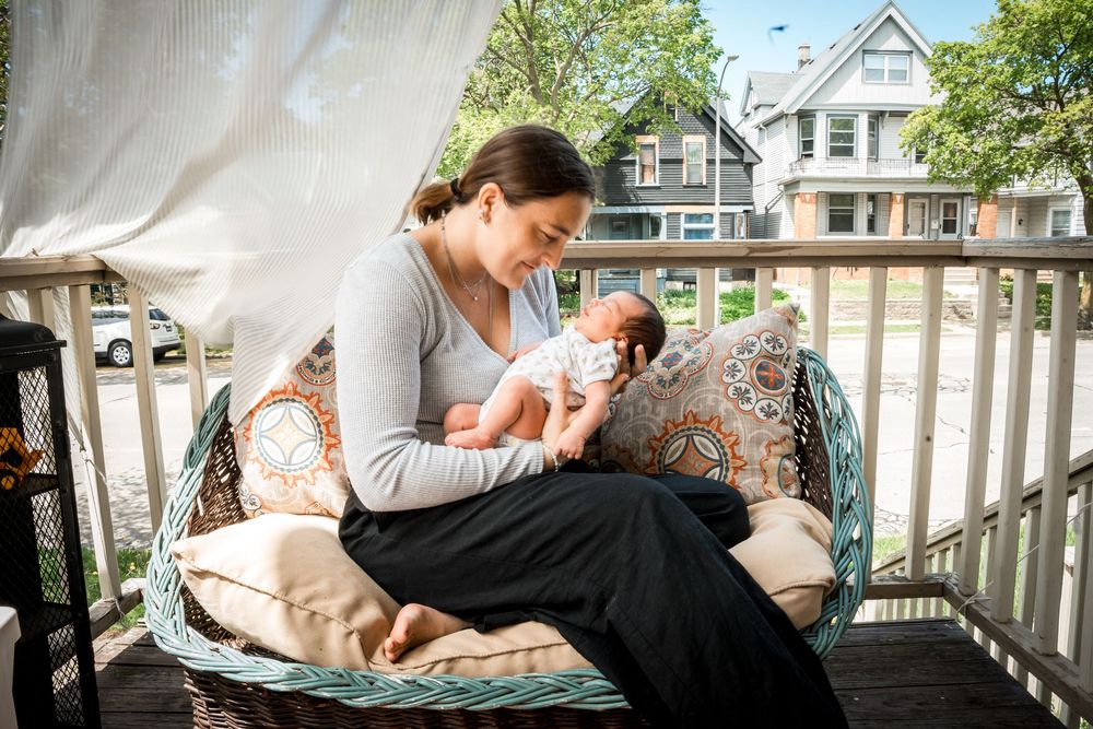 milwaukee newborn photographer
