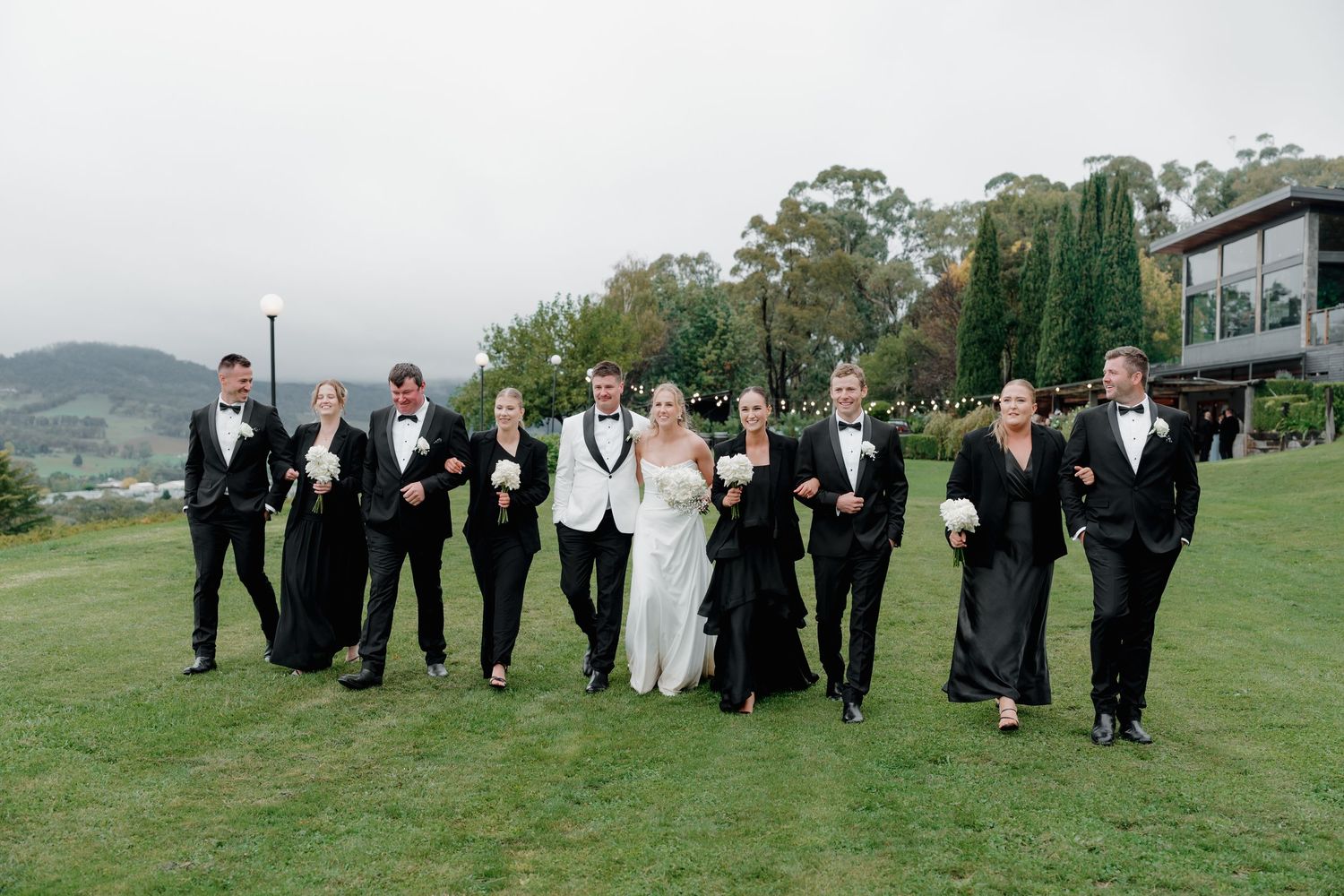 Editorial wedding photography. Bride & groom. Wedding photography. Bathurst & greater NSW. Travelling wedding photographer.