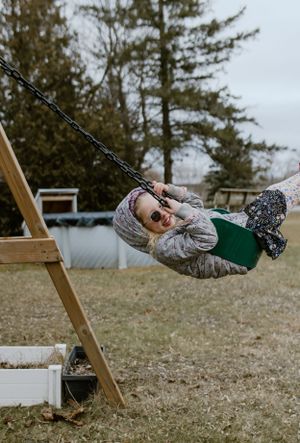 Trenton Ontario Family Photos - Charlotte Buckle Photography
