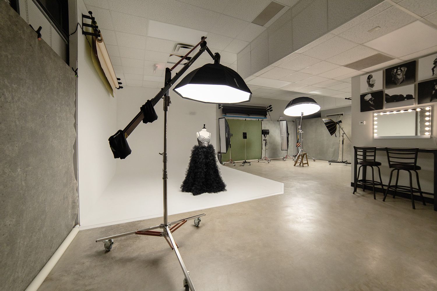 Milton photography studio, Milton GA portrait studio, Full service photography studio in Milton GA.