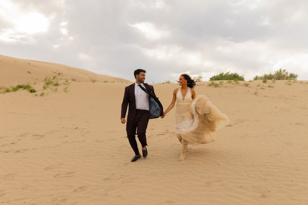 colorado elopement in the sand dunes