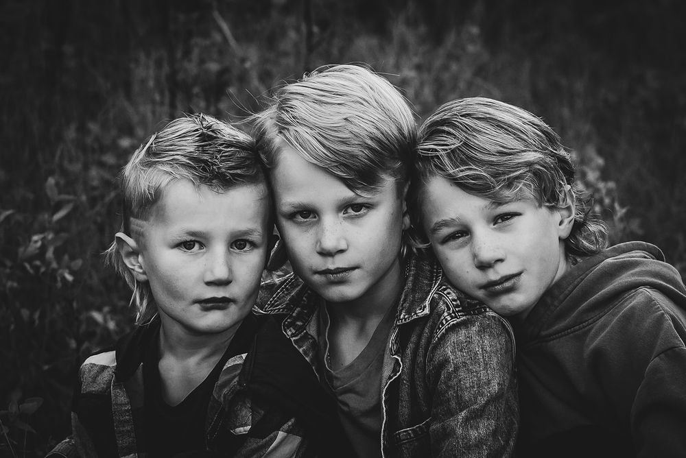 Photography Medicine Hat, Grad Photography Medicine Hat, Family Photos, Wedding Photos, Elkwater Family photos, Medicine Hat Photography,