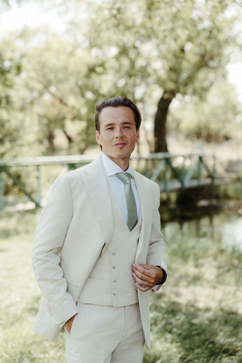 Authentic wedding moments in Croatia by a professional wedding photographer and videographer – Dubrovnik to Zagreb.