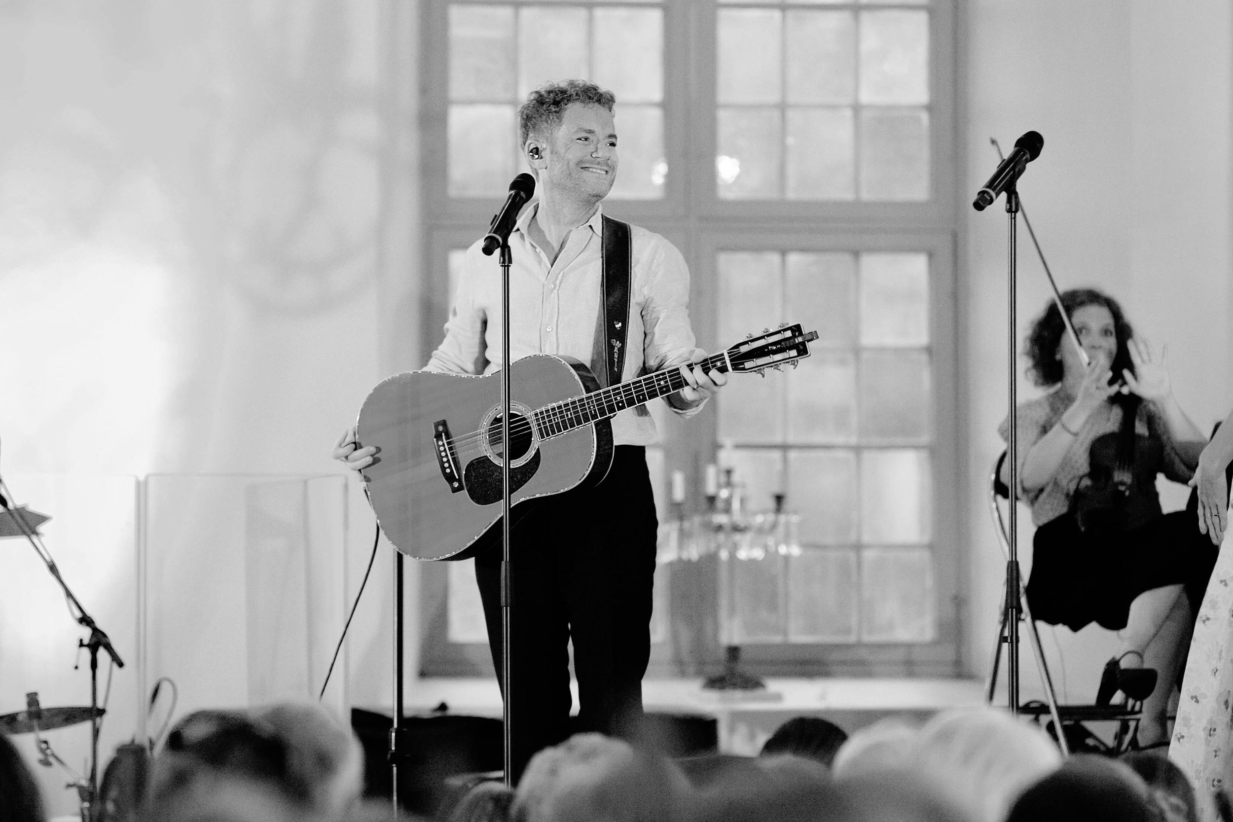 Sommarkonsert i Sankt Anna 2024. Peter Johansson och Matilda Grün. Fotograf Rebecca Nordin.