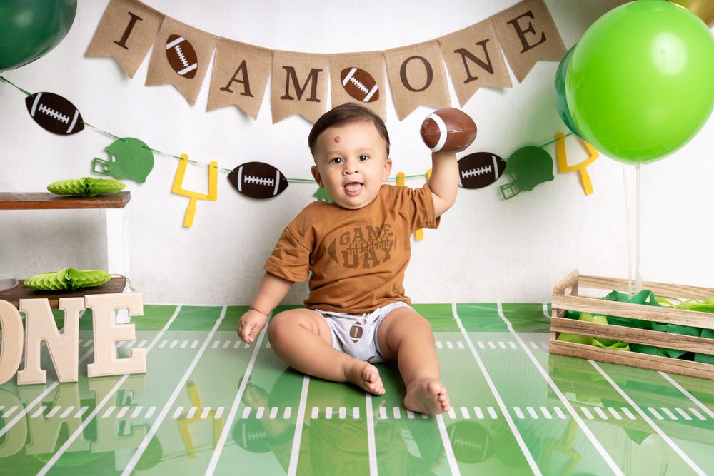Woodland Hills milestone session, baby birthday portraits Los Angeles, Simi Valley cake smash photographer