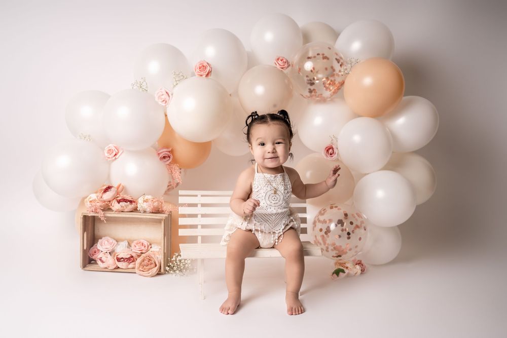 Simi Valley cake smash photographer, Woodland Hills cake smash photos, baby birthday photos Los Angeles
