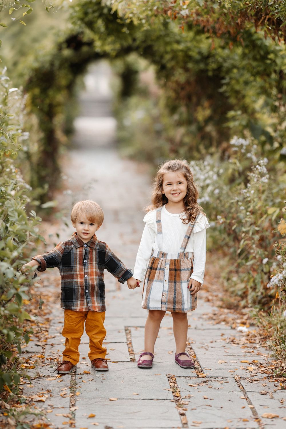 Lifestyle family photography in Batavia IL by Olena Swoboda Photography LLC