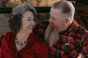 family photographer AZ, outdoor family portraits; Arizona couples photographer, engagement photos AZ