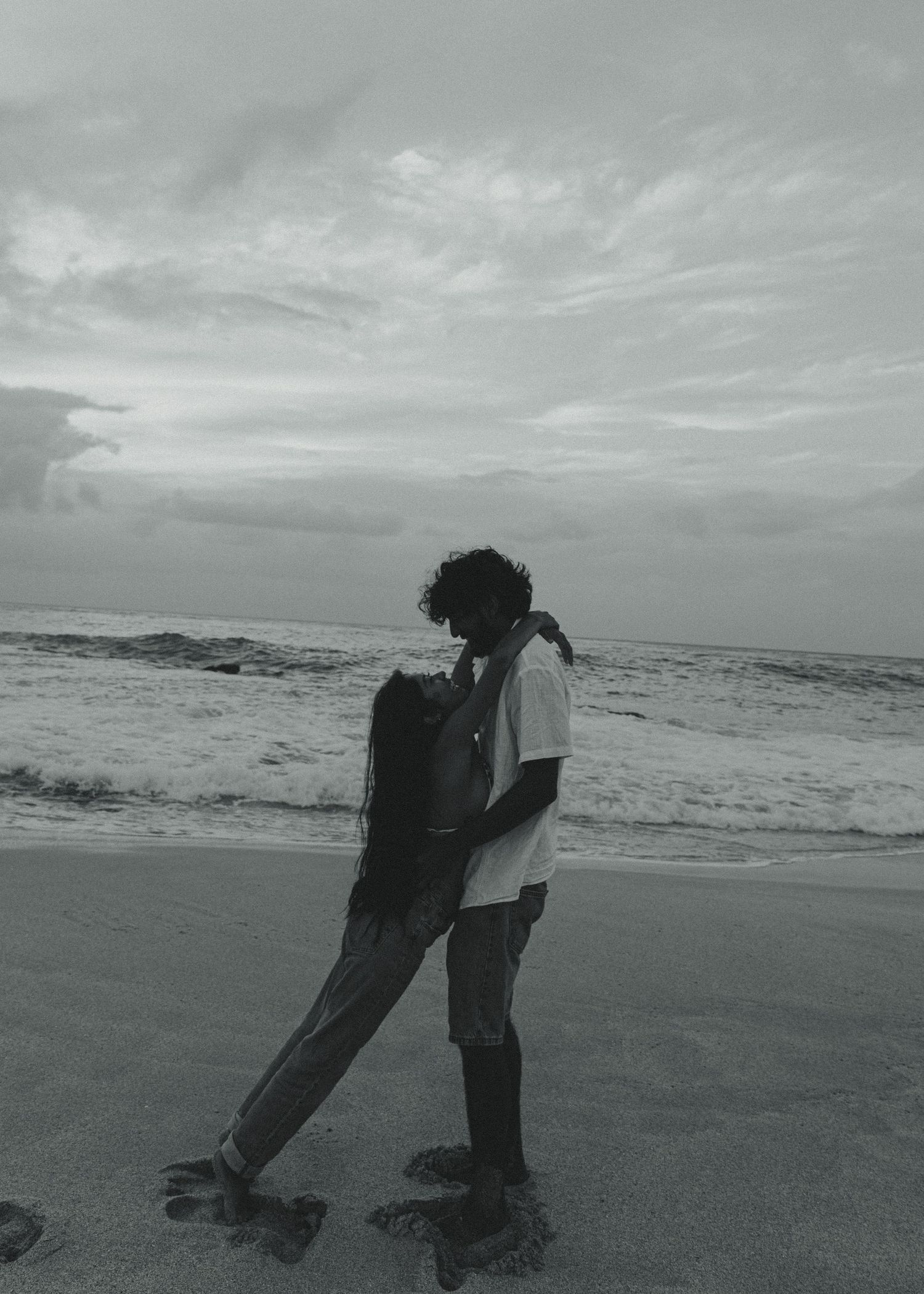 Couples Photographer, Couples Videographer, Destination Wedding Photographer, Destination Wedding Videographer, O'ahu