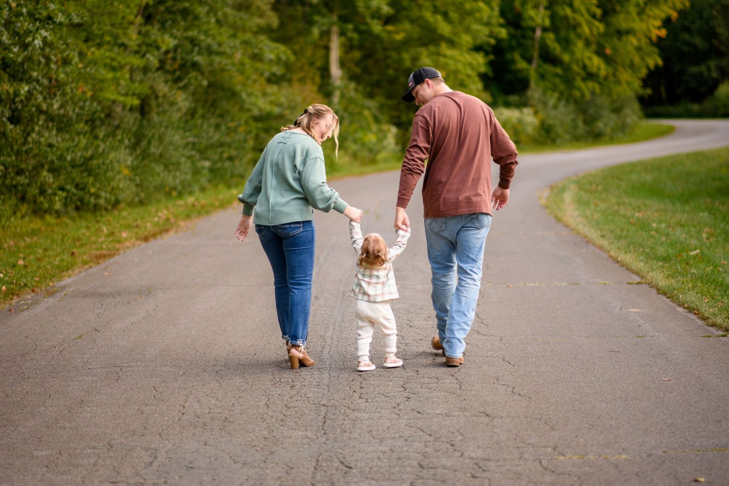 Central Illinois Photographer. Family Photographer. Summer Family Session. Chantell Benedict Photography. Walnut Point State Park