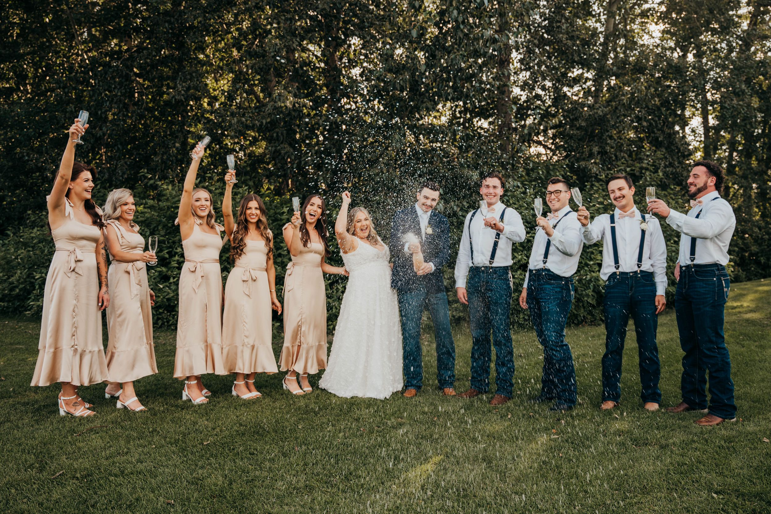 Alberta Wedding Photographer | Fort McMurray Wedding Photographer | Fort McMurray Photographer |