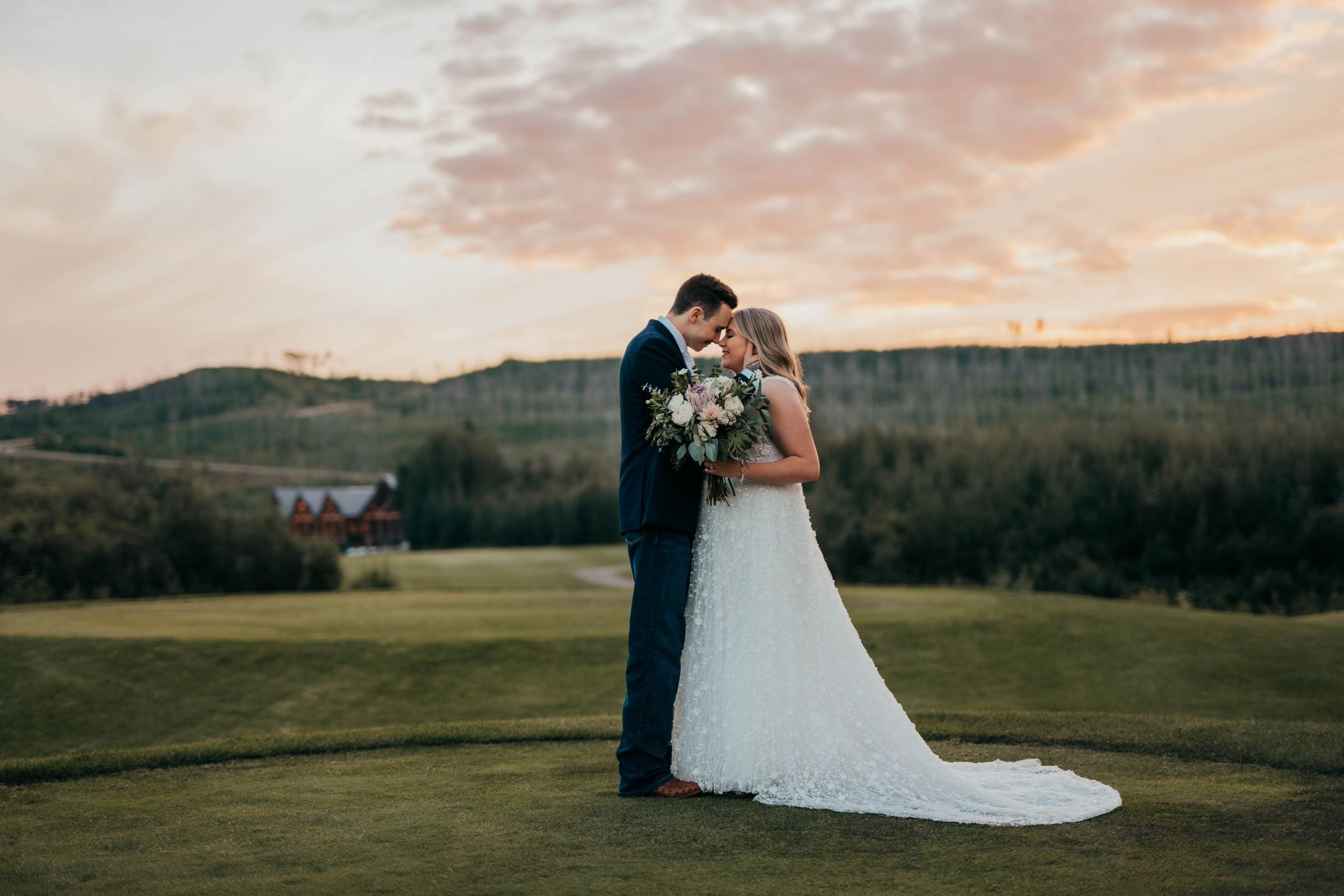 Alberta Wedding Photographer | Fort McMurray Wedding Photographer | Fort McMurray Photographer |